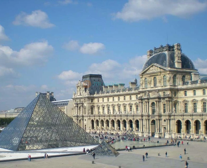 Louvre Museum Paris - Image 2 of 5