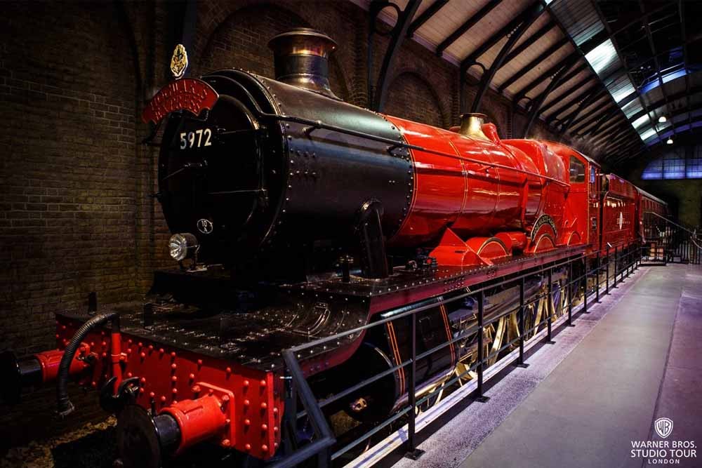 Warner Bros. Studio London - Image 2 of 5