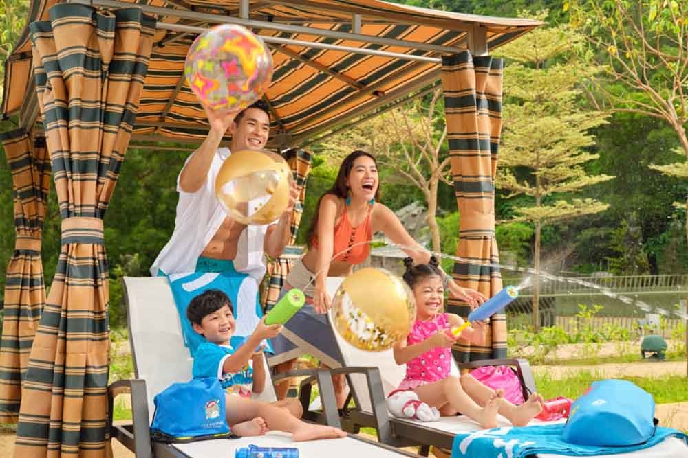 Water World At Ocean Park Hong Kong - Dive into a world of aquatic adventure and fun at Water World, the ultimate water-themed attraction at Ocean Park Hong Kong. Get ready to make a splash and create unforgettable memories in this exciting oasis of water slides, wave pools, and thrilling water-based attractions. Water World At Ocean Park Hong Kong - Image 3 of 5