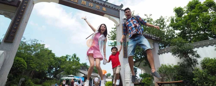 Ngong Ping 360 Cable Car - Hong Kong - Image 3 of 5