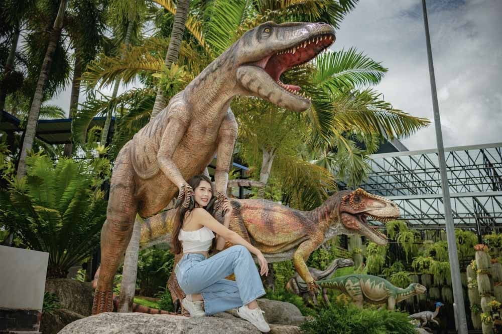 Nong Nooch Tropical Garden - Image 2 of 8