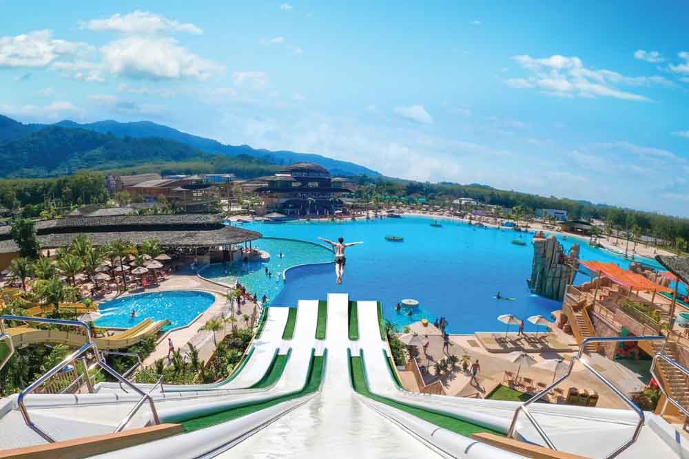 Blue Tree Phuket Water Park - You’ll never run out of things to do at Blue Tree Phuket. With dozens of activities, slides, and games to play, the Blue Tree Lagoon has something for everyone. Beyond the Lagoon, there’s plenty of adventure and entertainment available as well. Blue Tree Phuket Water Park - Image 2 of 5