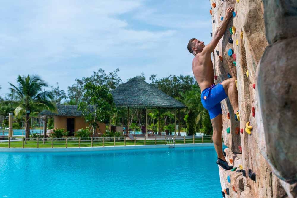 Blue Tree Phuket Water Park - Image 7 of 9