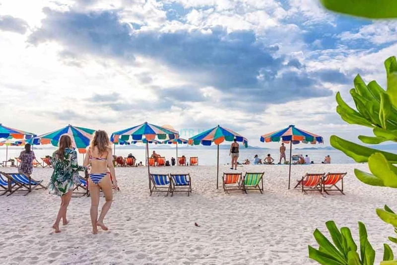Phi Phi Island, Khai Island, Maya Bay & Pileh Lagoon Tour from Phuket - JTR Holidays