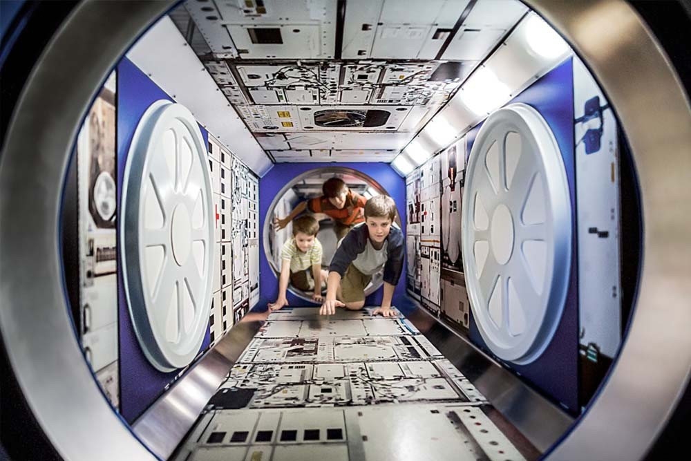 Kennedy Space Center - Image 4 of 9