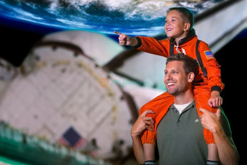 Kennedy Space Center - Image 8 of 9