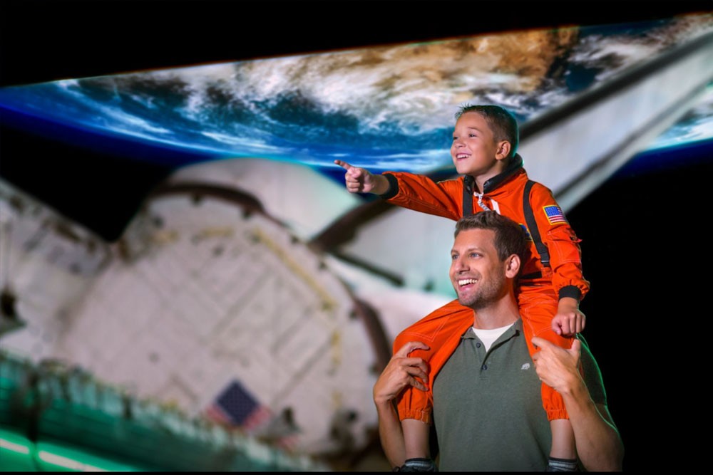 Kennedy Space Center - Image 8 of 9