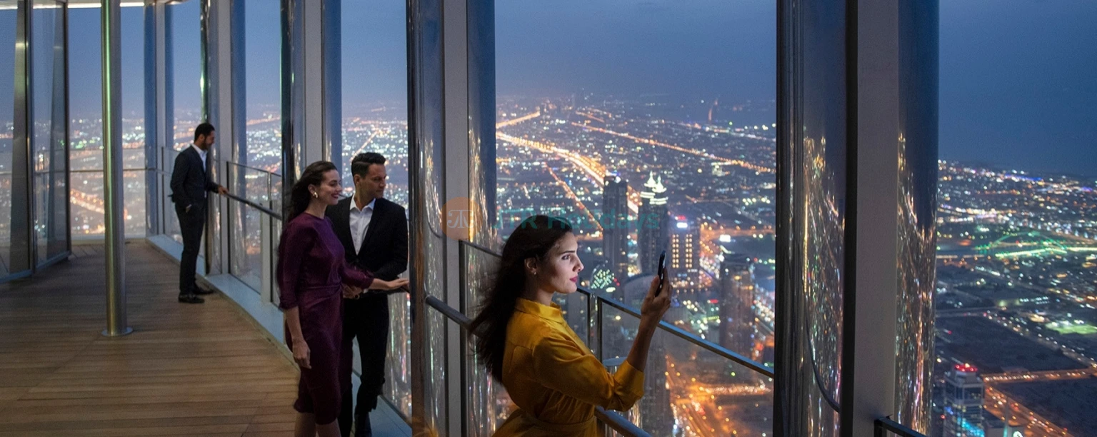 Burj Khalifa with Cafe Treat - Book Burj Khalifa with Cafe Treat - JTR Holidays - Image 4 of 5