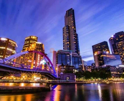 Melbourne Skydeck - Catch stunning panoramic views of the ranges by day and the dazzling Melbourne skyline by night. Skydeck 88 also offers activities and presents visitors with a collection of fun facts. Play around with the interactive Serendipity Table, spot key landmarks with viewfinders, or brave a walk onto "The Terrace". Melbourne Skydeck - Image 2 of 5