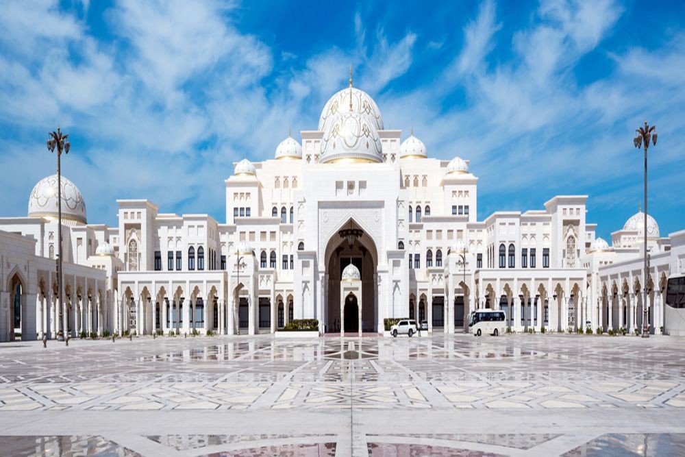 Qasr Al Watan Abu Dhabi - Image 1 of 5