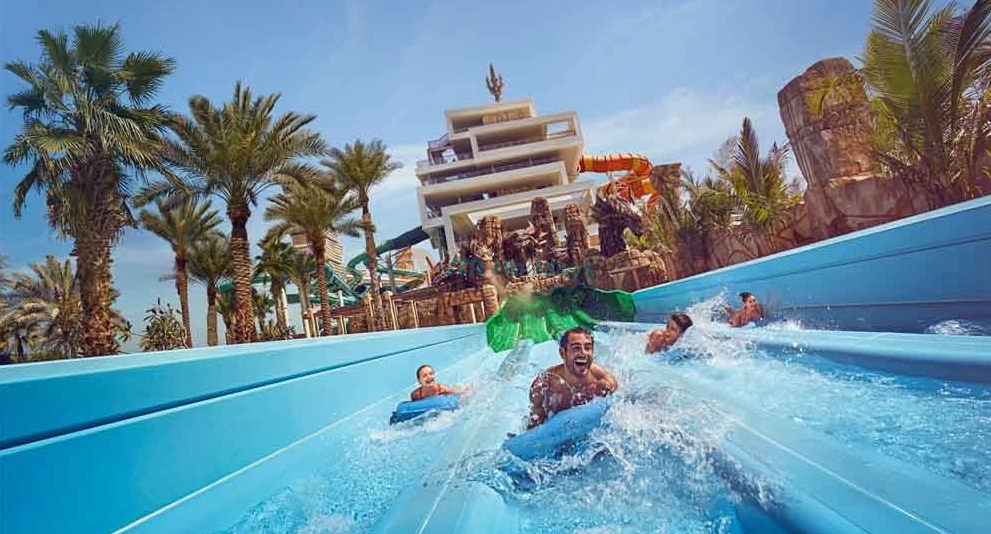 Save on Adventure: Ski Dubai Classic Pass & Atlantis Aquaventure Tickets Combo Deal - Изображение 1 из 5