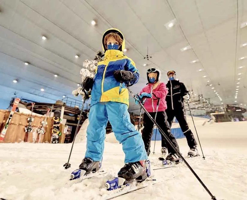 Ski Dubai & Motiongate Combo: Cinematic Magic & Winter Thrills - JTR Holidays - Image 2 of 5