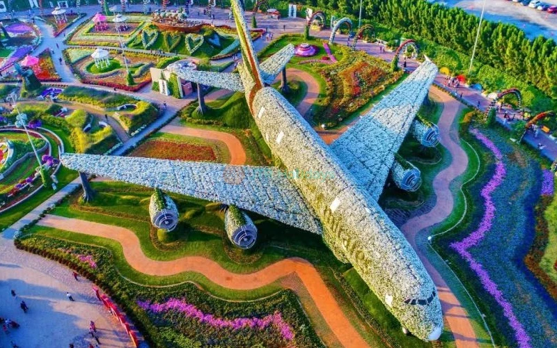 Winter Adventure and Floral Beauty: Ski Dubai + Miracle Garden Combo Deal - JTR Holidays - Image 7 of 11