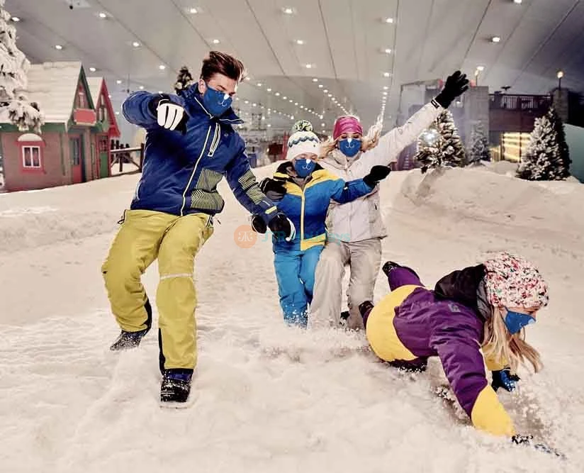 Ski Dubai + Dubai Aquarium Combo: Snowy Thrills and Aquatic Wonders - JTR Holidays - Image 5 sur 5