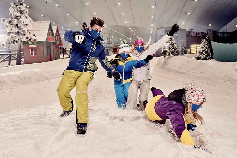 Ski Dubai + Dubai Aquarium Combo: Snowy Thrills and Aquatic Wonders - JTR Holidays - Imagen 5 de 5