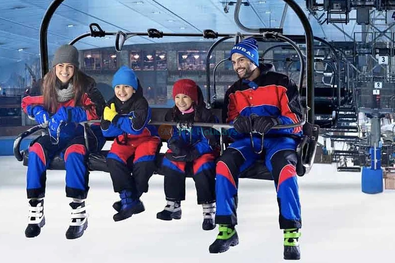 Ski Dubai + Dubai Aquarium Combo: Snowy Thrills and Aquatic Wonders - JTR Holidays - Image 10 of 11