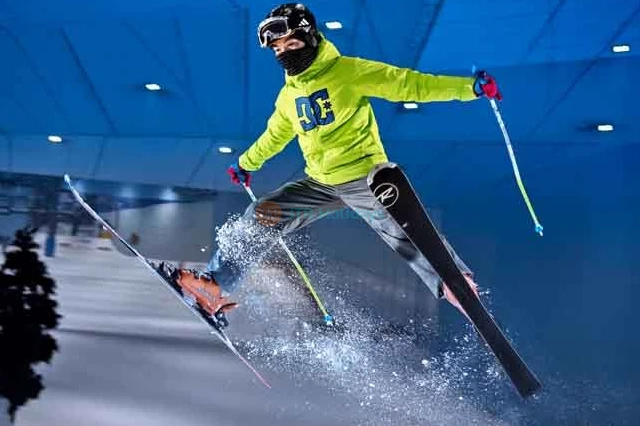 Ski Dubai + Dubai Aquarium Combo: Snowy Thrills and Aquatic Wonders - JTR Holidays - Image 11 of 11