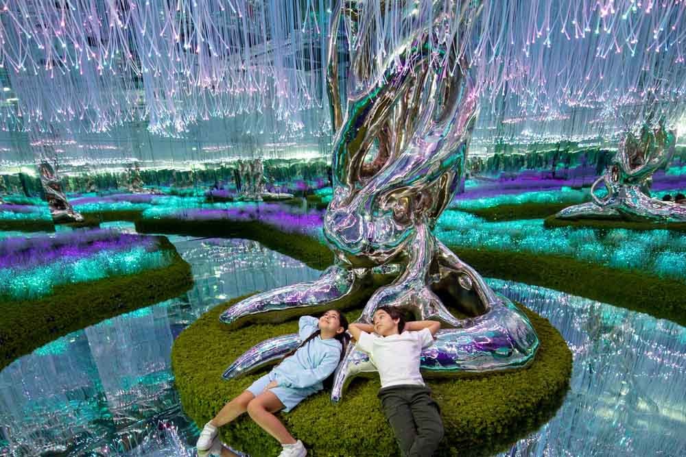 Explore Winter Wonderland: Ski Dubai + Aya Universe Combo Deal - JTR Holidays - Image 7 of 11