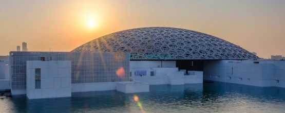 Abu Dhabi Combo Deal: Yas Water World and Qasr Al Watan - JTR Holidays