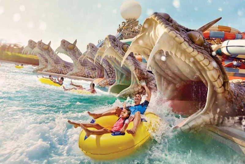 Abu Dhabi Combo Deal: Yas Water World and Qasr Al Watan - JTR Holidays