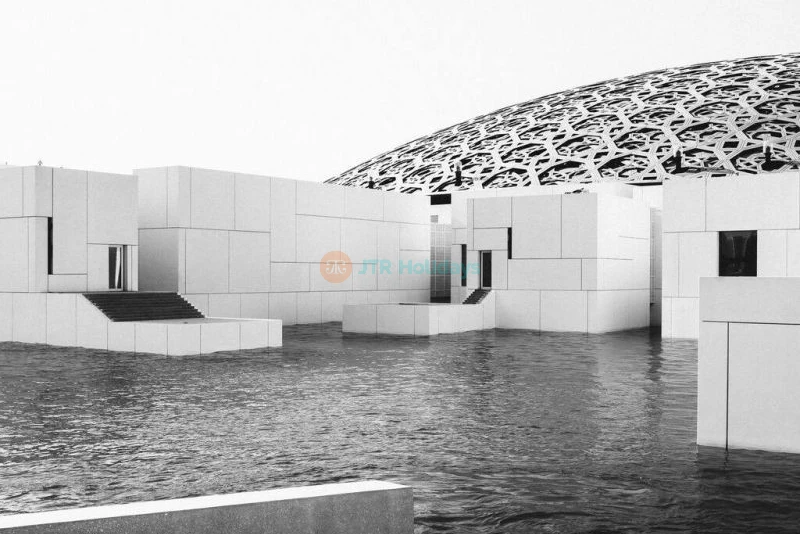 Abu Dhabi Combo Offer - SeaWorld & Louvre Abu Dhabi - JTR Holidays