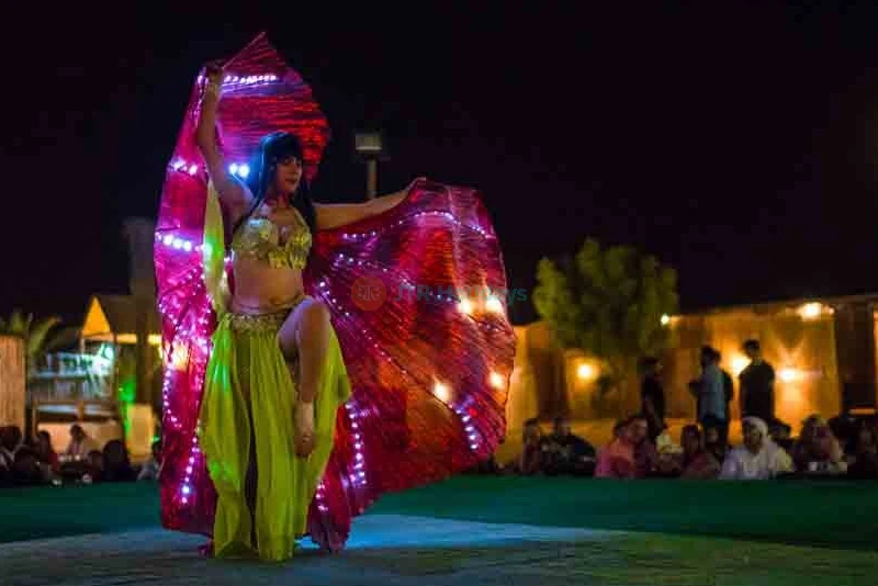 Dubai Combo Deals - City Tour - Canal Dinner Cruise - Desert Safari Dubai - JTR Holidays - Image 9 of 10