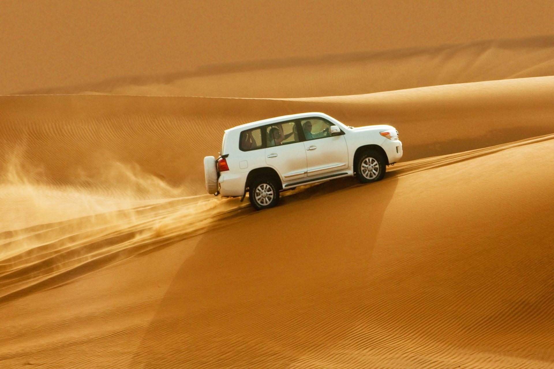 Dubai Premium Honeymoon Package: 6 Nights of Luxury Exploration - JTR Holidays - Experience the epitome of romance with our Dubai Premium Honeymoon Package, offering six nights of luxury accommodation, private transfers, and exclusive experiences. Explore iconic attractions, indulge in gourmet dining, and create unforgettable memories in the vibrant city of Dubai. Dubai Premium Honeymoon Package: 6 Nights of Luxury Exploration - JTR Holidays - 이미지 4 중 5