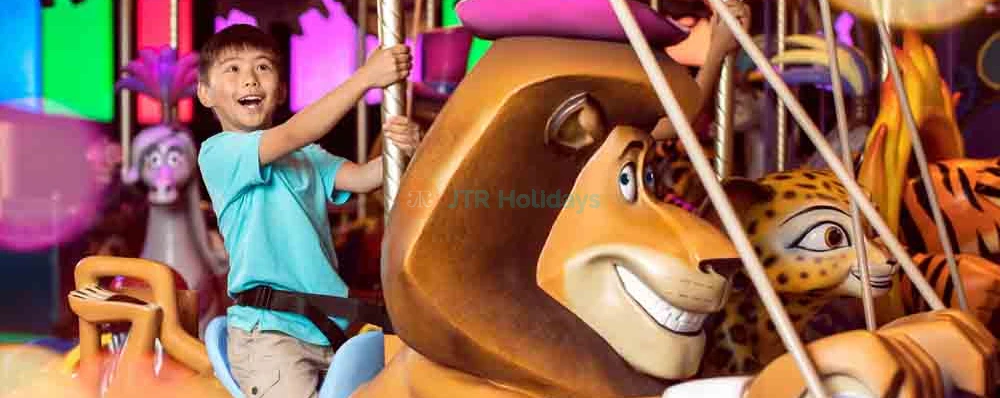 Dubai Parks and Resorts - One Day Two Parks Tickets - Visit Dubai Parks and Resorts - Image 3 of 5