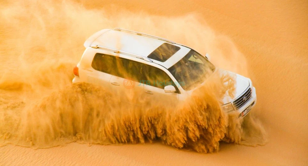 Overnight Desert Safari Dubai - Dune Bashing, Buffet Dinner & Stay - JTR Holidays - Image 1 of 5