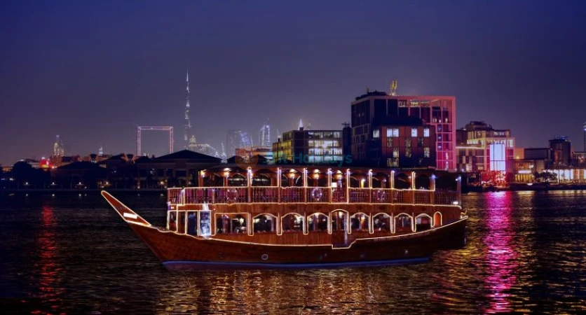 Dhow Cruise Dubai Creek - Dhow Cruise Deira - 4 Star Dubai Creek Cruise - JTR Holidays