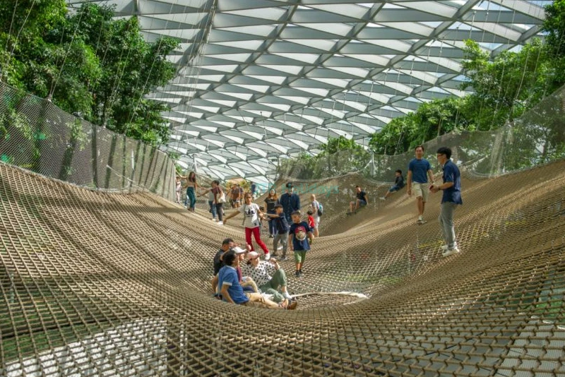 Jewel Changi Airport Attractions - Image 6 of 9