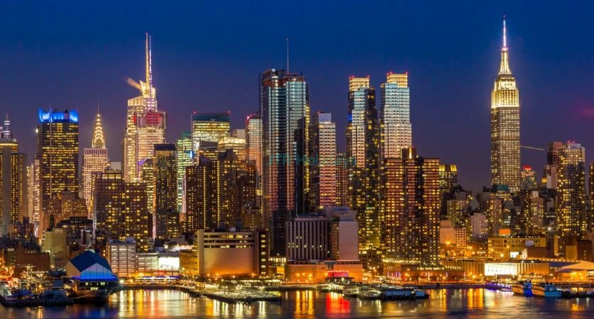 New York Harbor Lights Evening Cruise by Circle Line