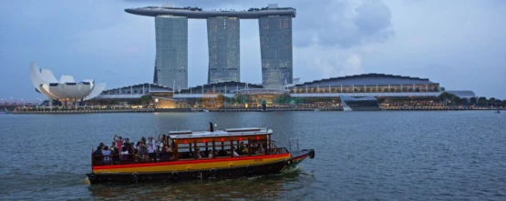 Singapore River Cruise Tickets – Explore Iconic Landmarks & Scenic Views - JTR Holidays