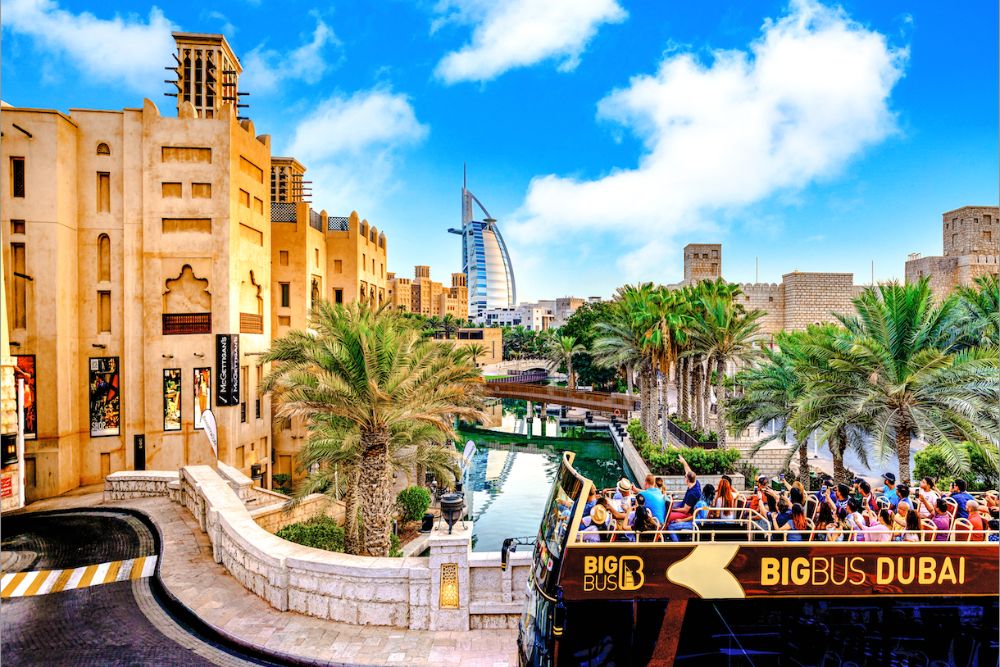 Big Bus Tour Dubai - Image 2 of 5