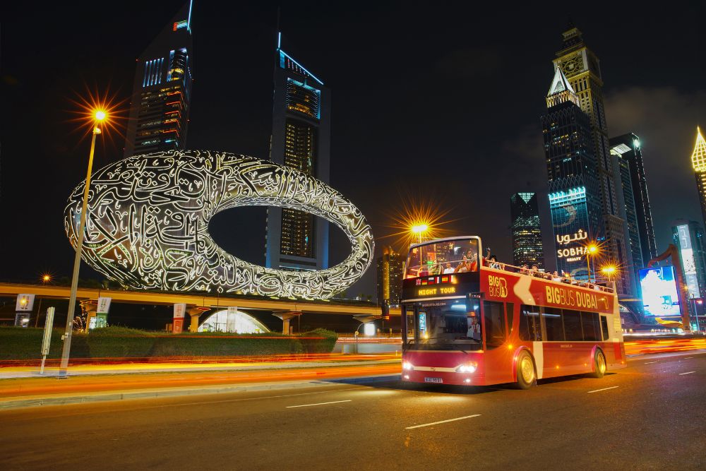 Big Bus Tour Dubai - Image 4 of 7