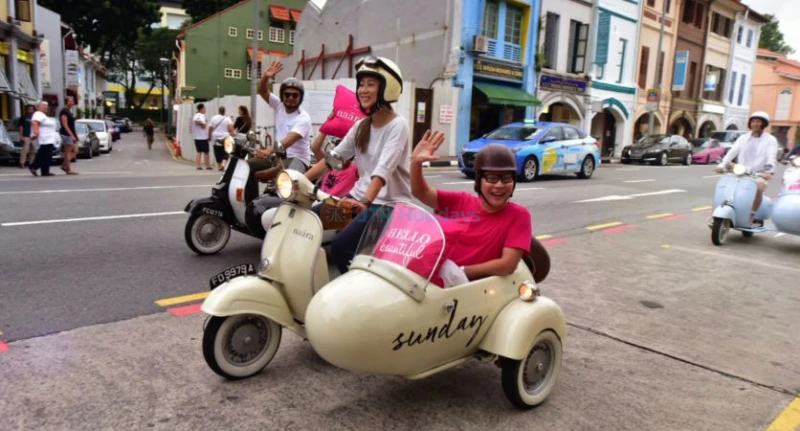 Tour del Patrimonio di Singapore in Vespa con Sidecar