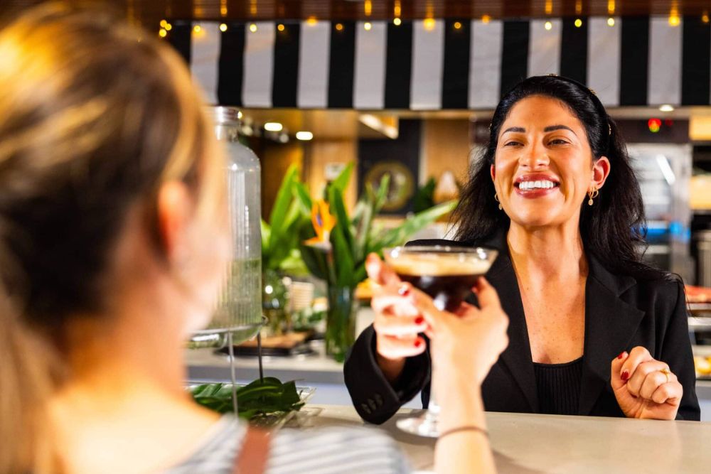 Gold Coast Sightseeing Dinner Cruise Ticket - Image 7 of 9