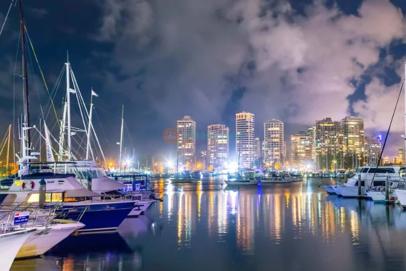 Gold Coast Buffet Dinner Cruise Ticket – Sea World Cruises Experience - JTR Holidays - Image 8 of 9