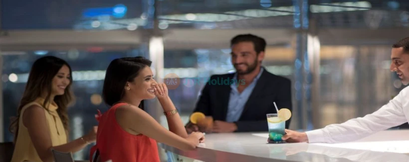 Burj Khalifa Level 124 -125 with Lunch or Dinner at the Burj Club Rooftop - Image 3 of 5