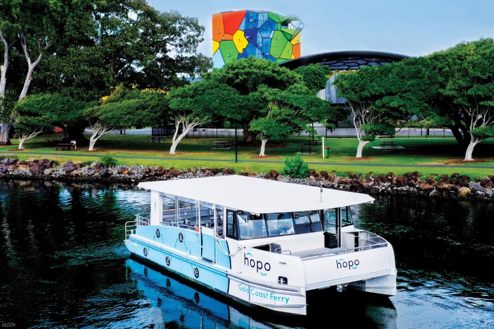 Gold Coast Sightseeing Hop-on Hop-off Cruise - Image 2 of 5