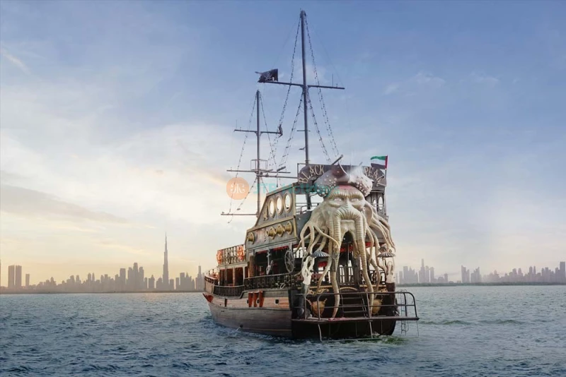 Dubai Canal Royal Dinner Cruise
