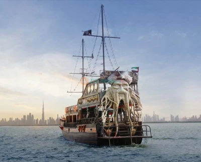 Dubai Canal Royal Dinner Cruise - Image 5 of 5