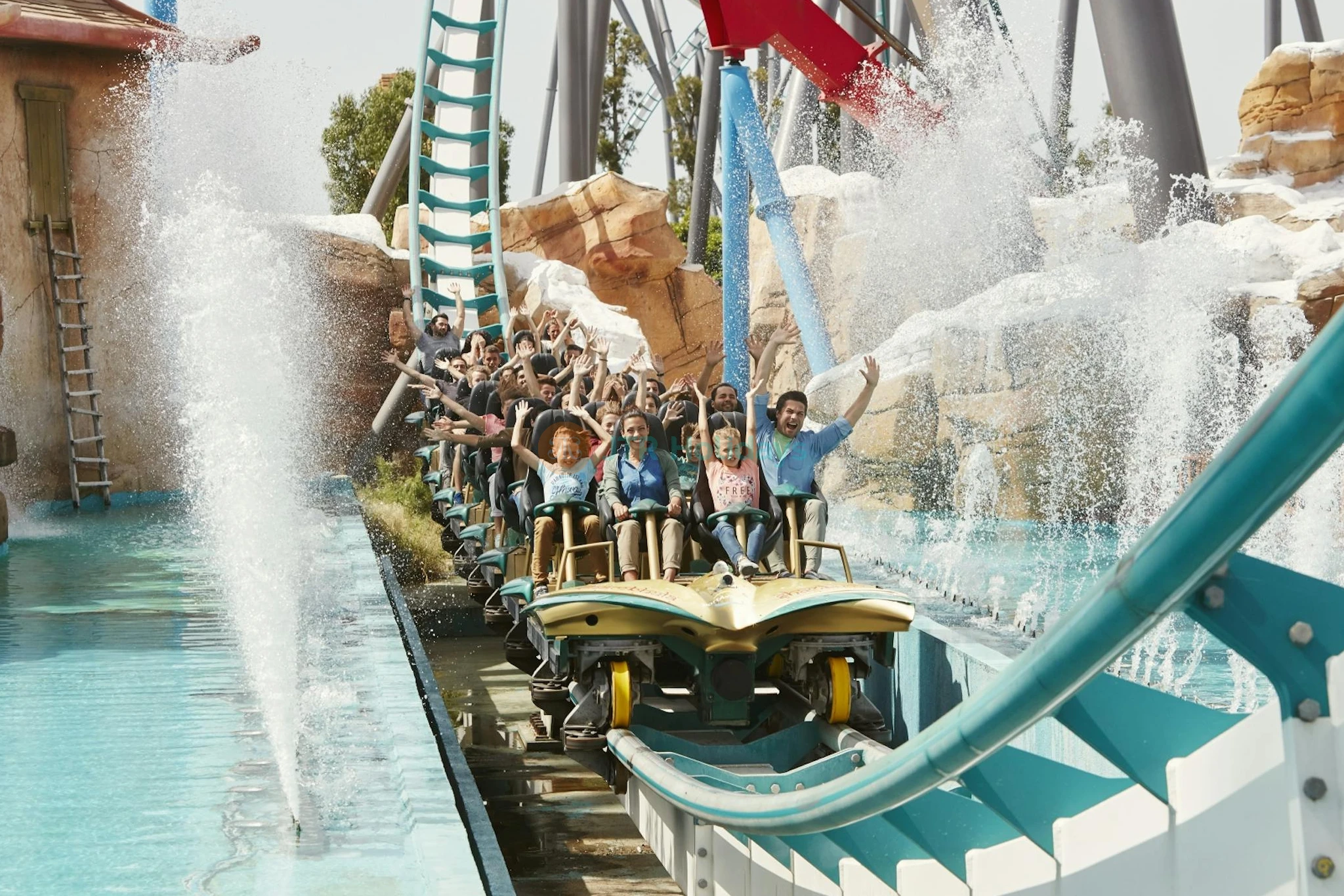 PortAventura Amusement Park Tickets in Salou, Spain - Ultimate Adventure Destination - Image 8 of 11