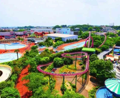 Yomiuriland Amusement Park - Tokyo - Image 2 of 5