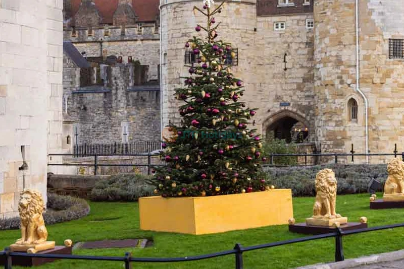 Historic Tower of London Ticket | Iconic Landmark & Home of the Crown Jewels - JTR Holidays - Image 6 of 9