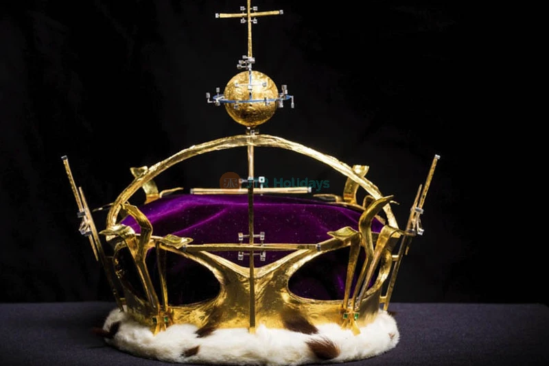 Historic Tower of London Ticket | Iconic Landmark & Home of the Crown Jewels - JTR Holidays - Image 7 of 9