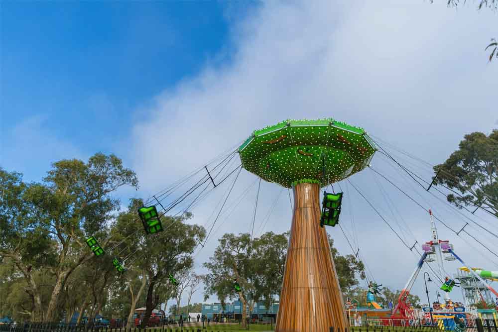 Gumbuya World Theme Park - Experience the excitement of Gumbuya World, Melbourne's ultimate theme park with thrilling rides, wildlife encounters, and a refreshing water park. Just 50 minutes from the city, it’s the perfect family destination, offering fun-filled activities for all ages year-round. Gumbuya World Theme Park - Image 1 of 5