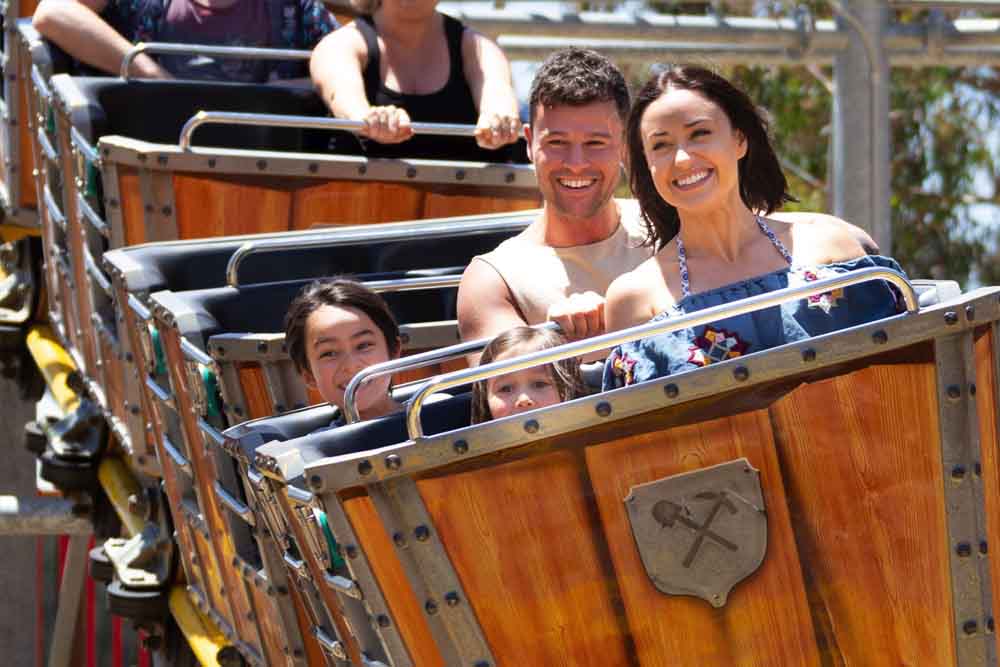 Gumbuya World Theme Park - Experience the excitement of Gumbuya World, Melbourne's ultimate theme park with thrilling rides, wildlife encounters, and a refreshing water park. Just 50 minutes from the city, it’s the perfect family destination, offering fun-filled activities for all ages year-round. Gumbuya World Theme Park - Image 2 of 5