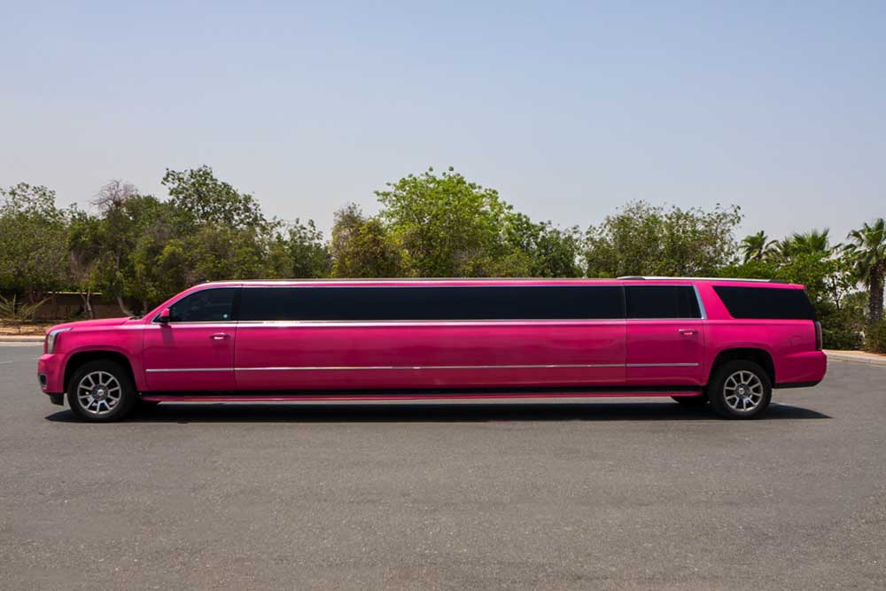 迪拜豪华加长林肯轿车接送 - GMC Yukon Barbie 粉红色 - Image 3 of 6