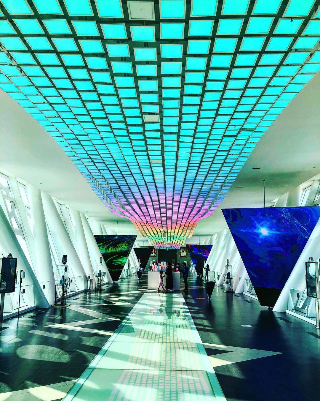 Dubai Frame - Image 2 of 5